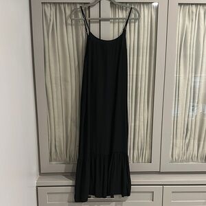 Elegant Black Sleeveless Dress